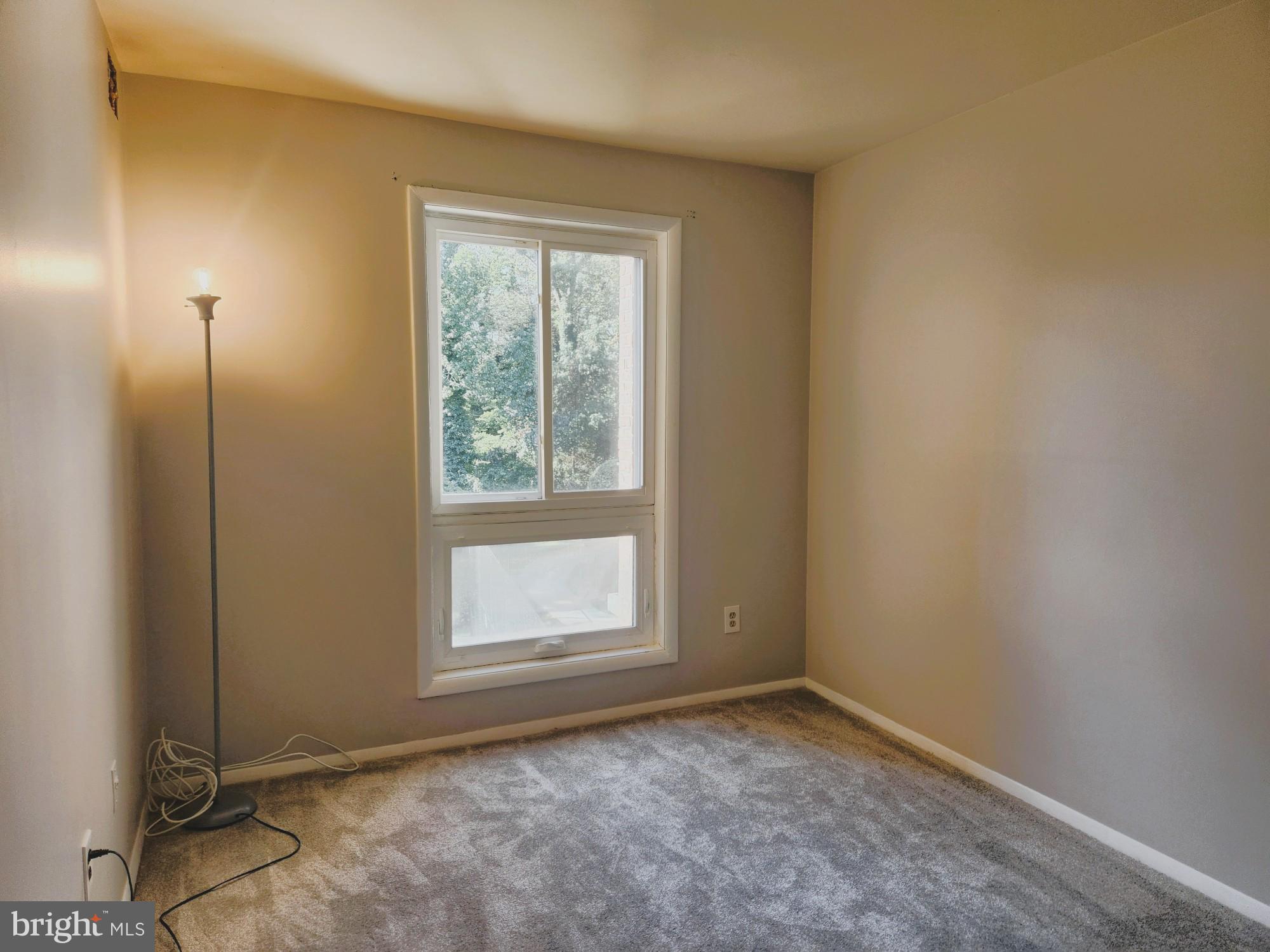 WALNUT GROVE - Residential Lease