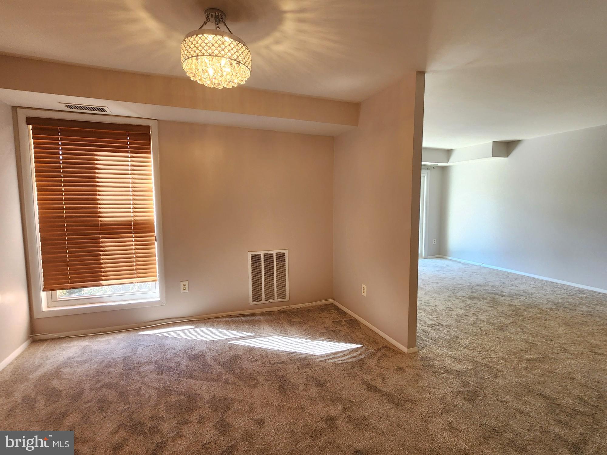 WALNUT GROVE - Residential Lease