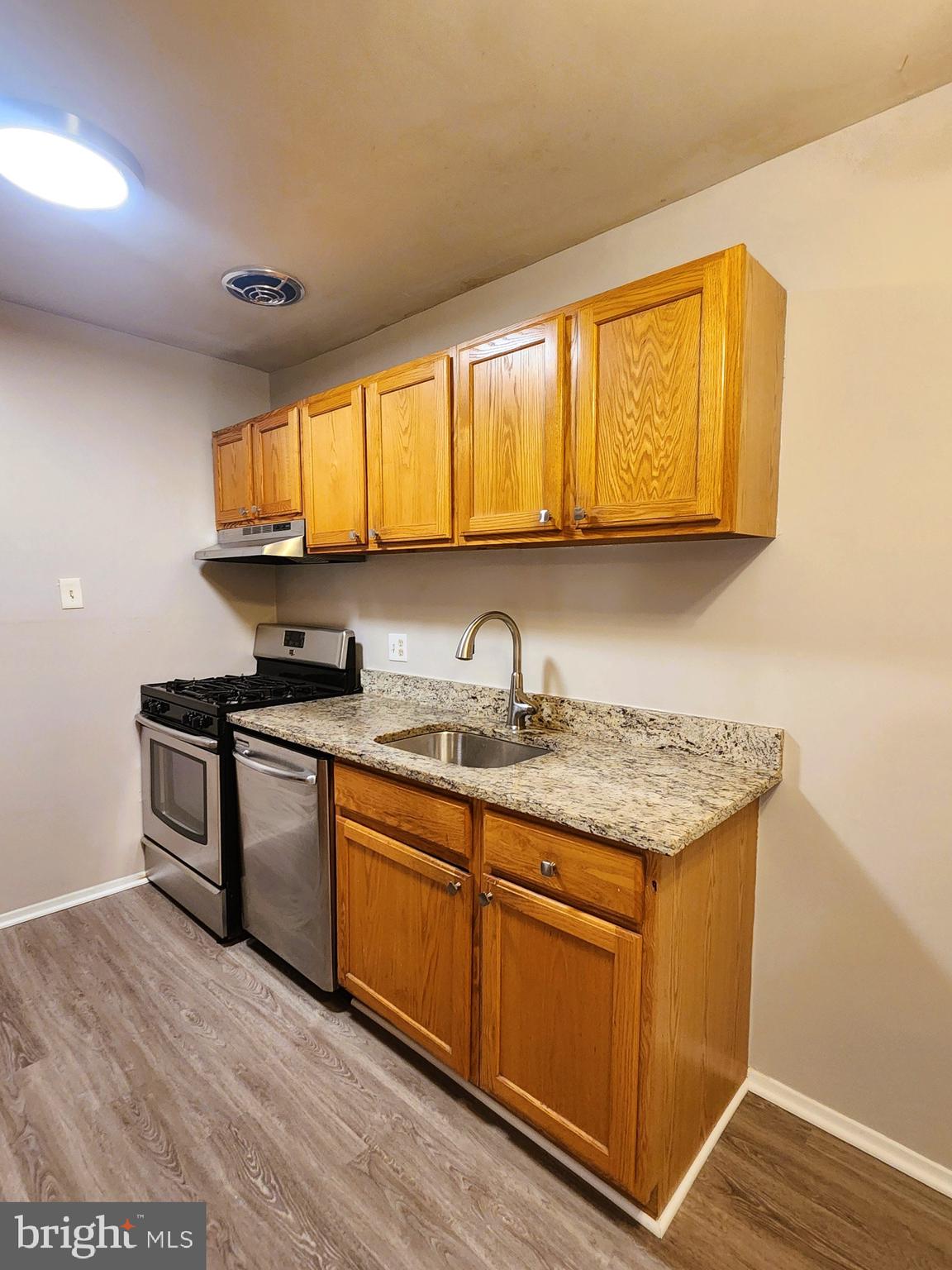 WALNUT GROVE - Residential Lease