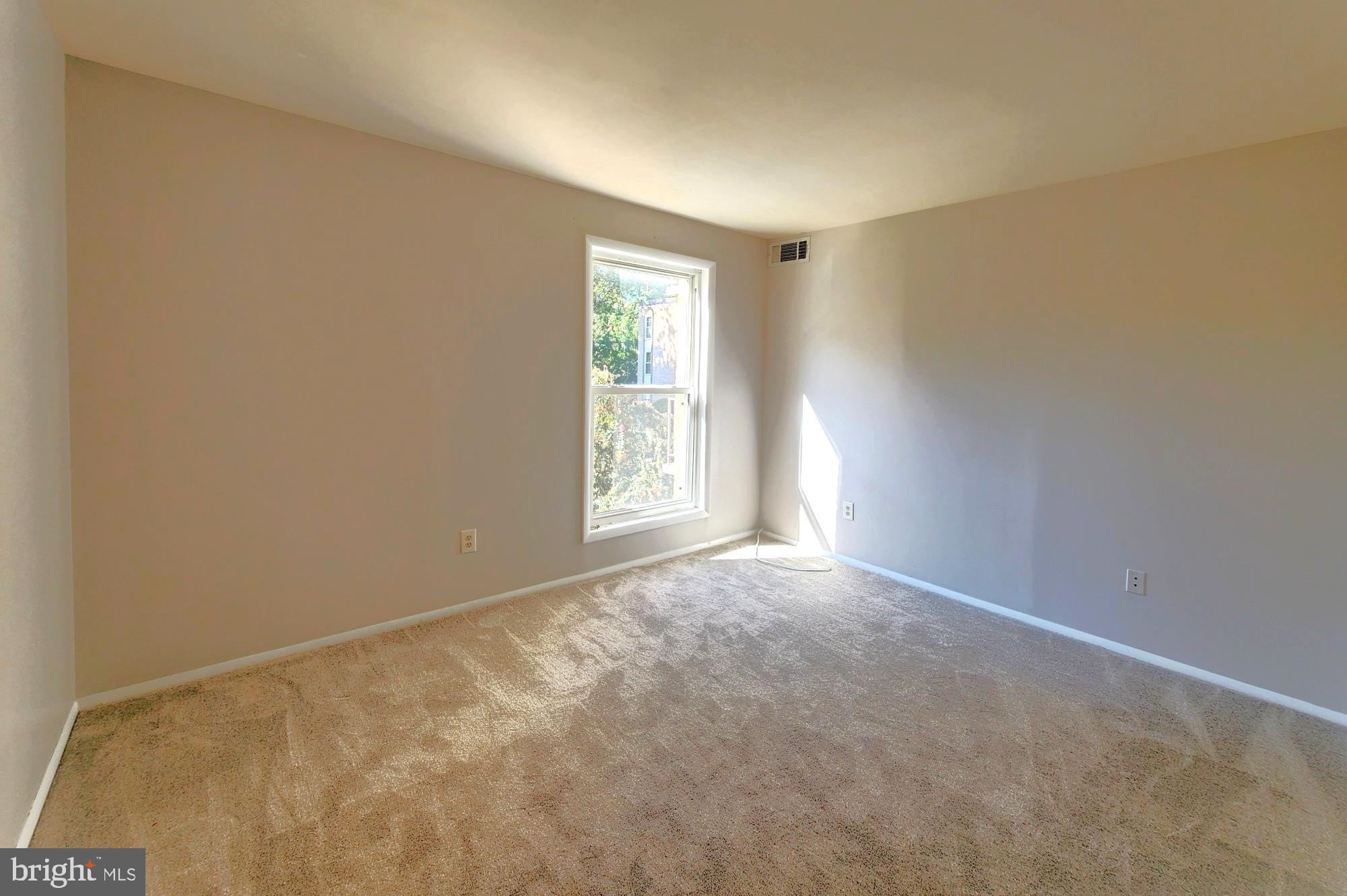 WALNUT GROVE - Residential Lease