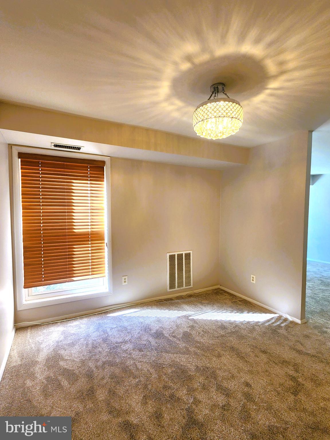 WALNUT GROVE - Residential Lease