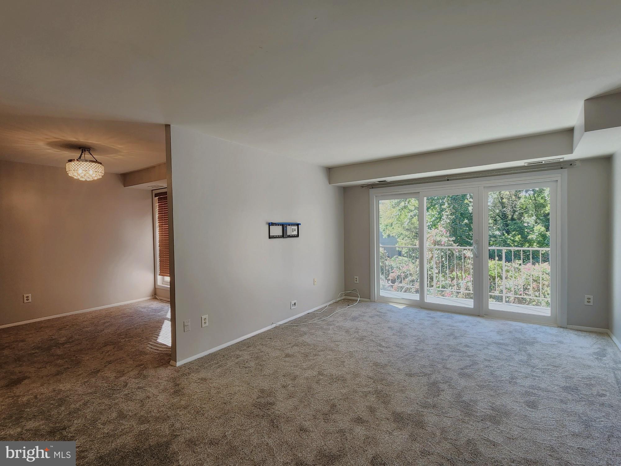 WALNUT GROVE - Residential Lease