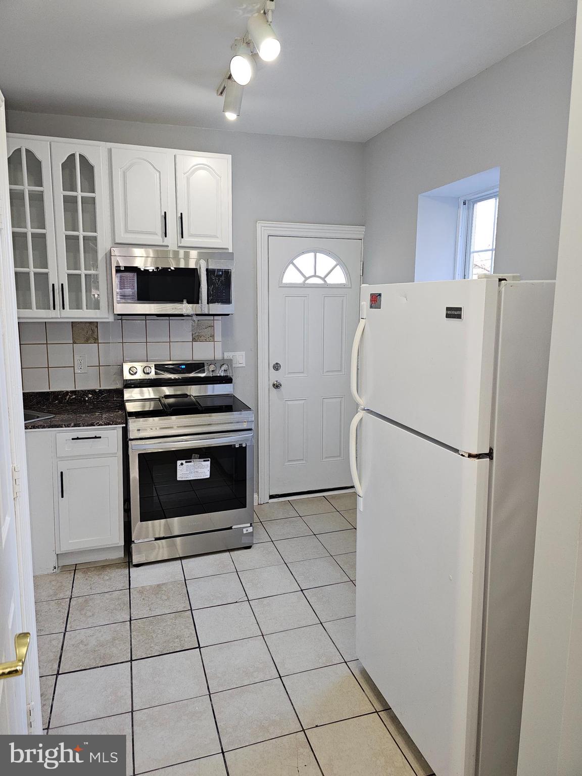 WEST KENSINGTON - Residential Lease