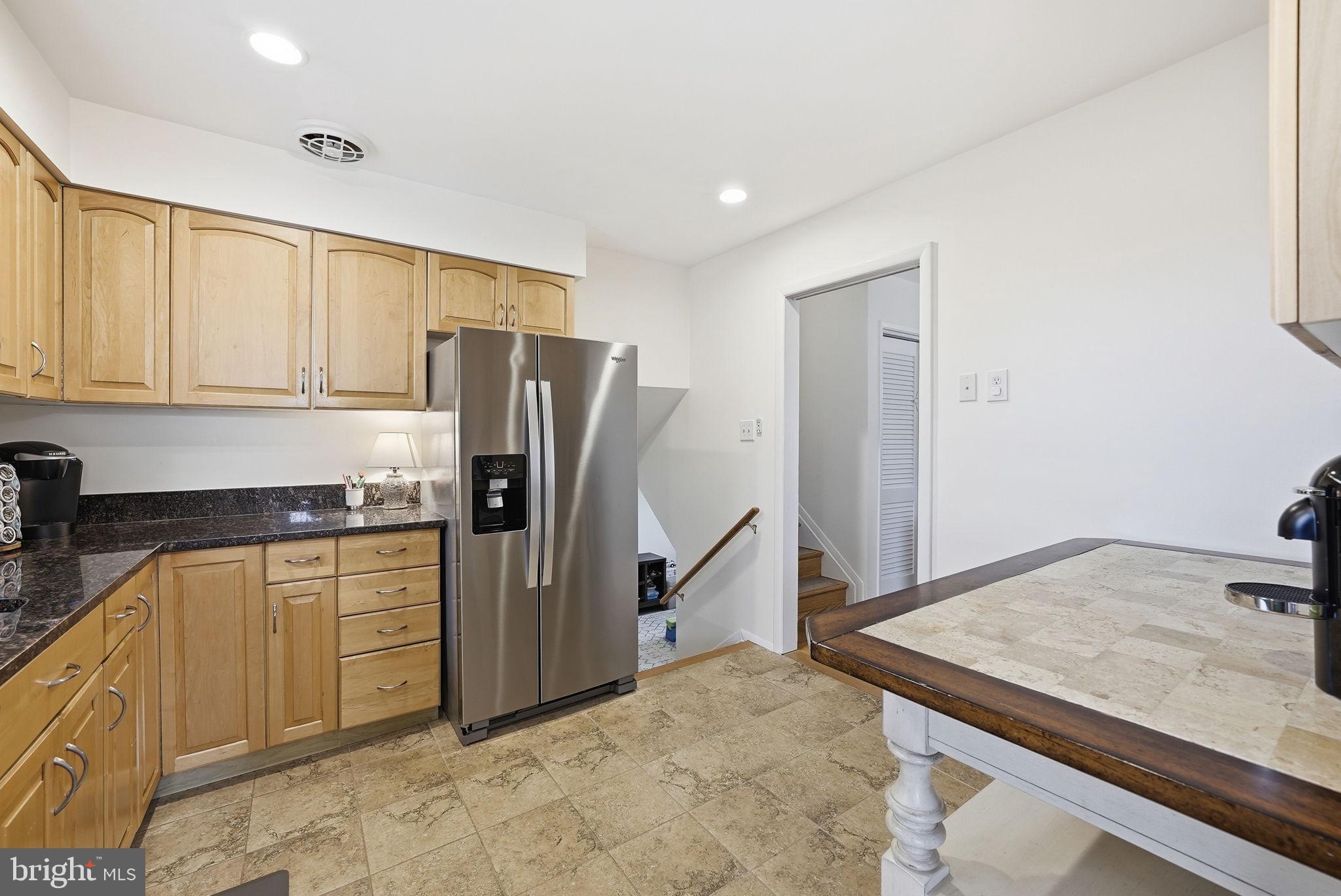 CRESTWOOD MANOR - Residential