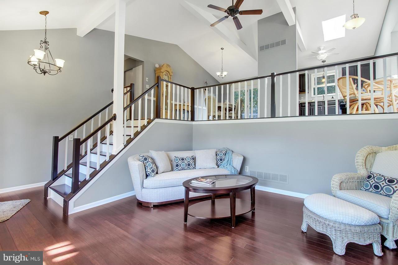 MEADOW STREAM - Residential