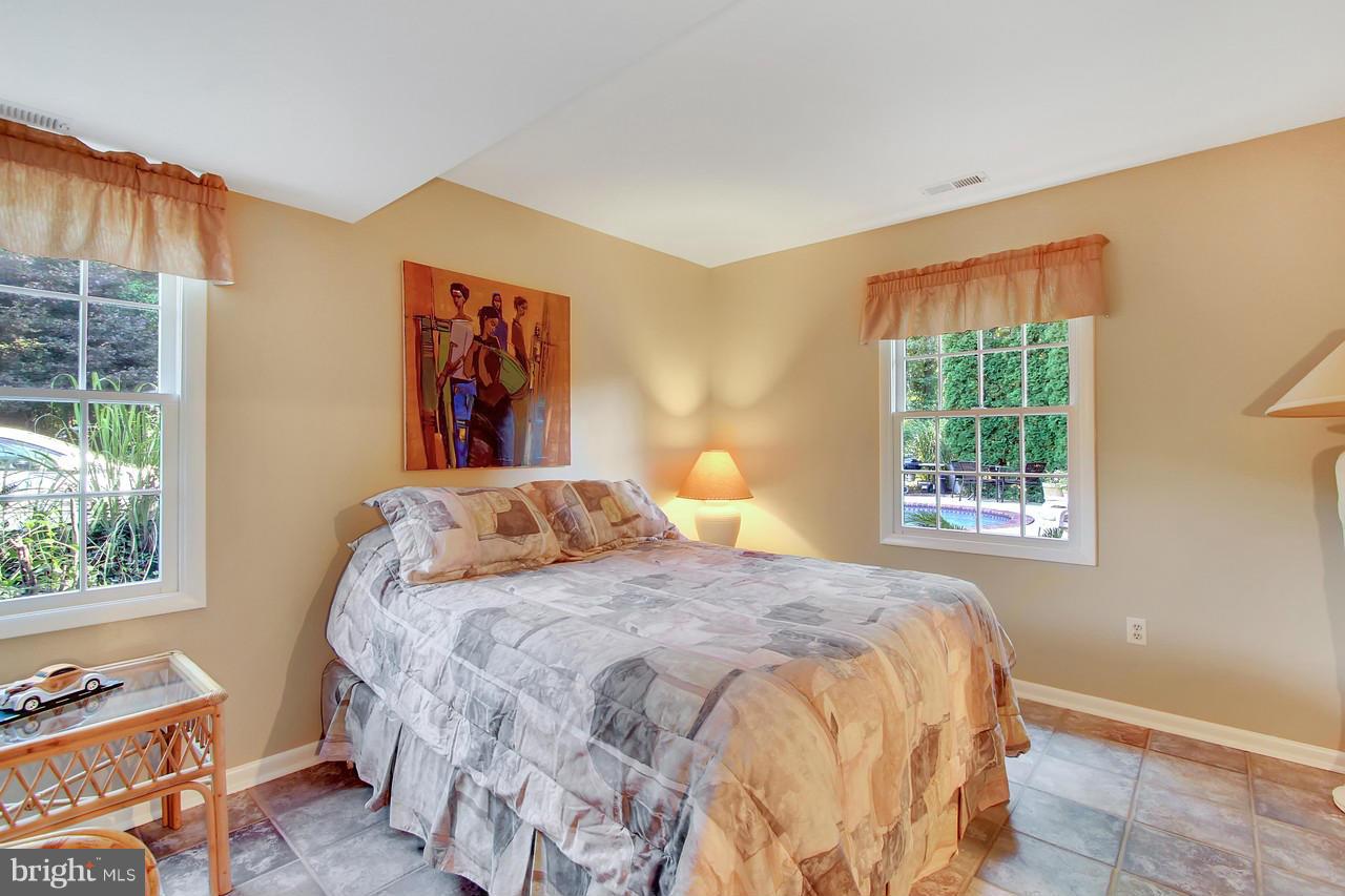 MEADOW STREAM - Residential