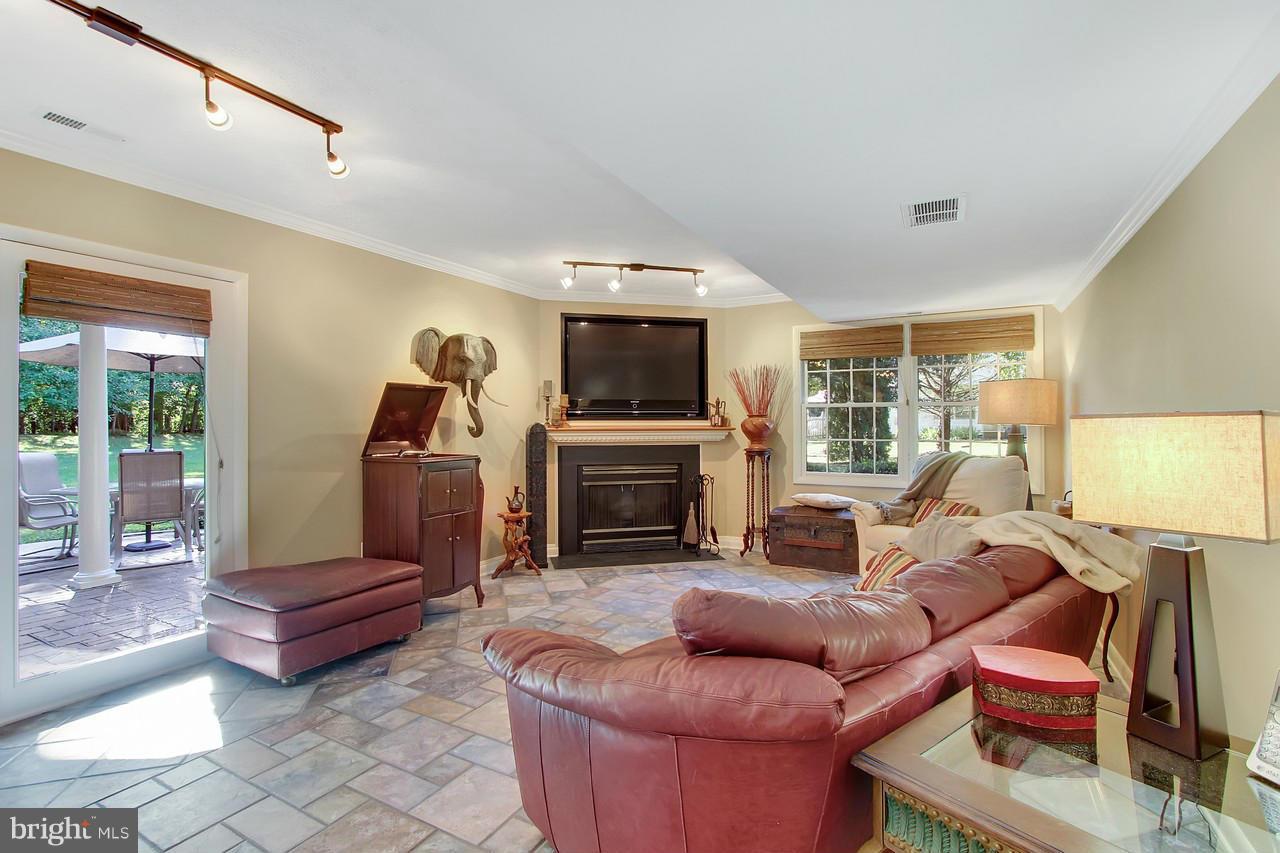 MEADOW STREAM - Residential