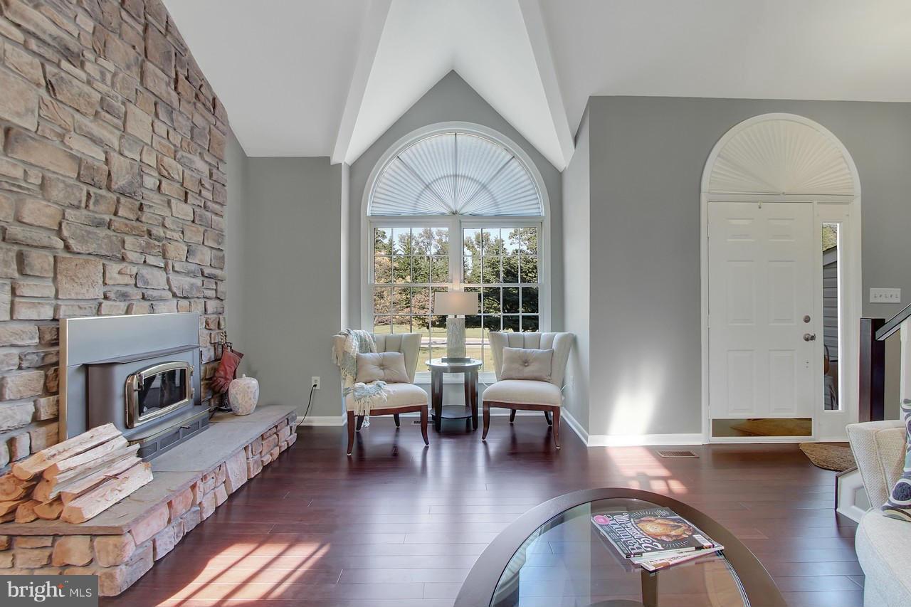 MEADOW STREAM - Residential