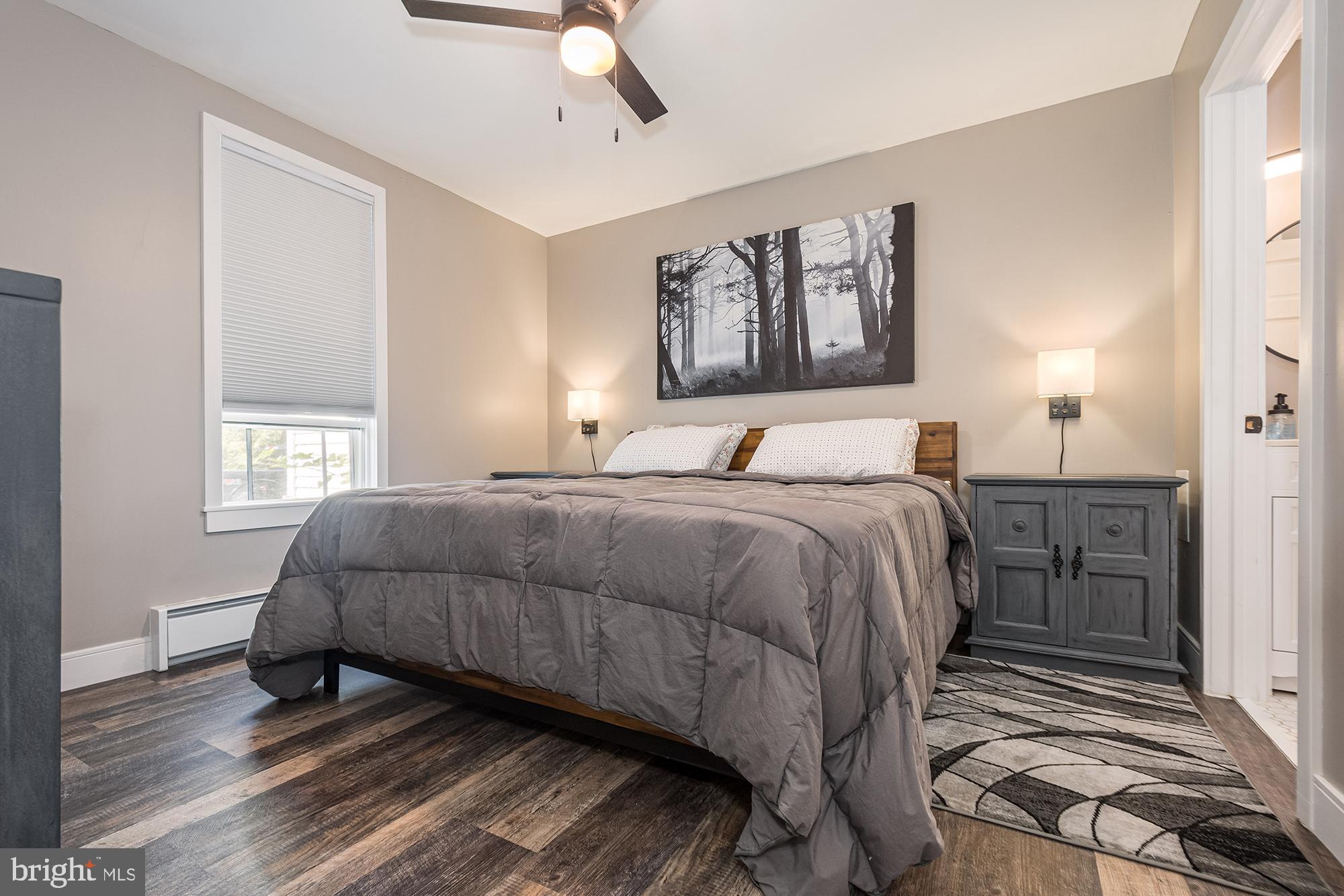 MOUNTAIN LAKE PARK - Residential