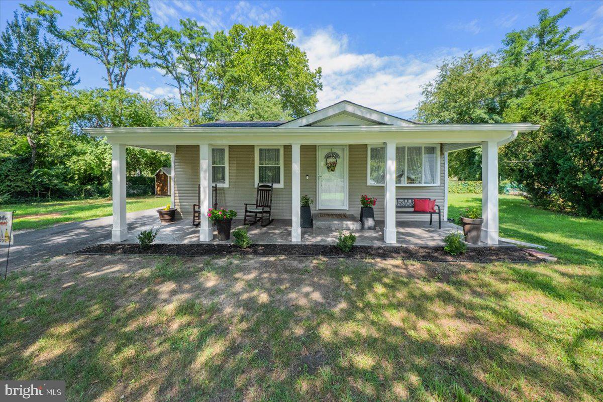 31 W PHOENIX AVENUE