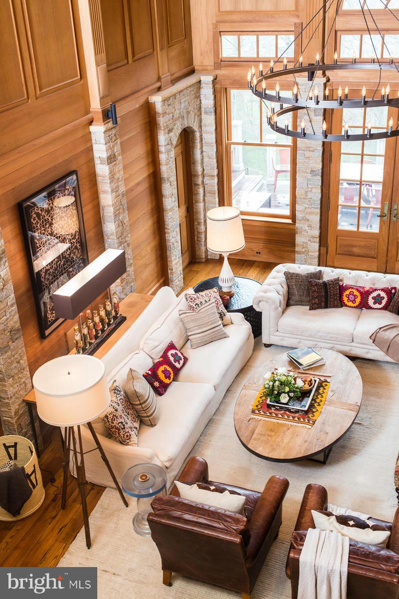 WORTHINGTON VALLEY - Farm