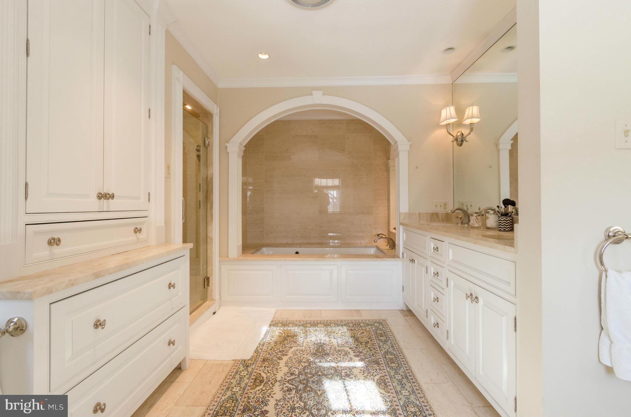 WORTHINGTON VALLEY - Farm