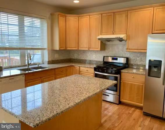 MONROE CHASE - Residential