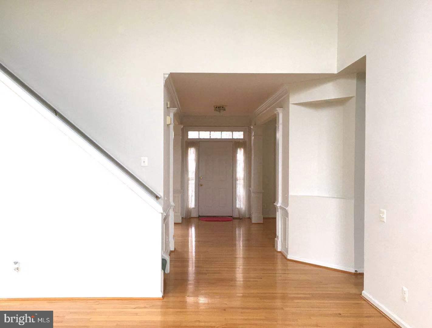 MONROE CHASE - Residential