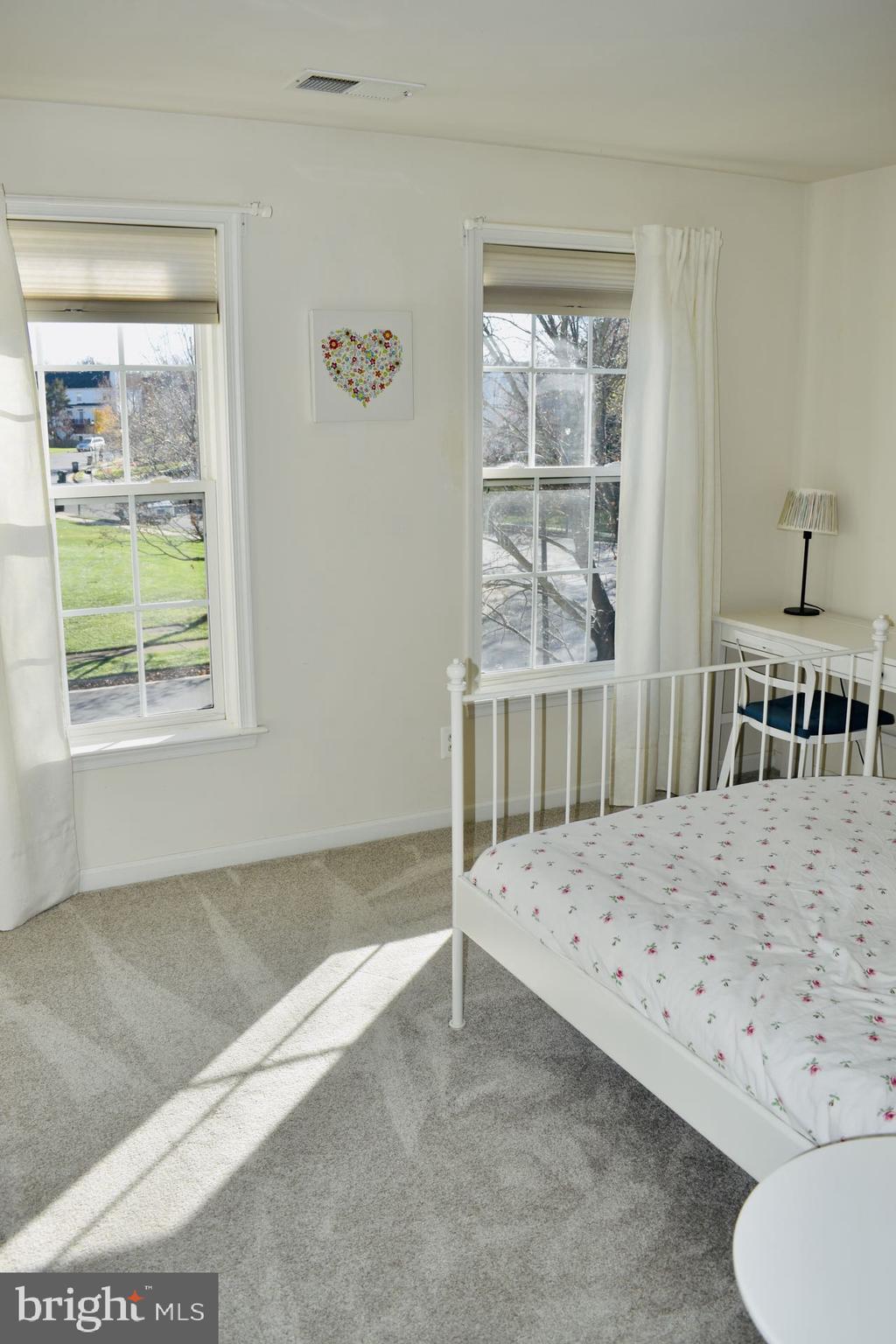 MONROE CHASE - Residential