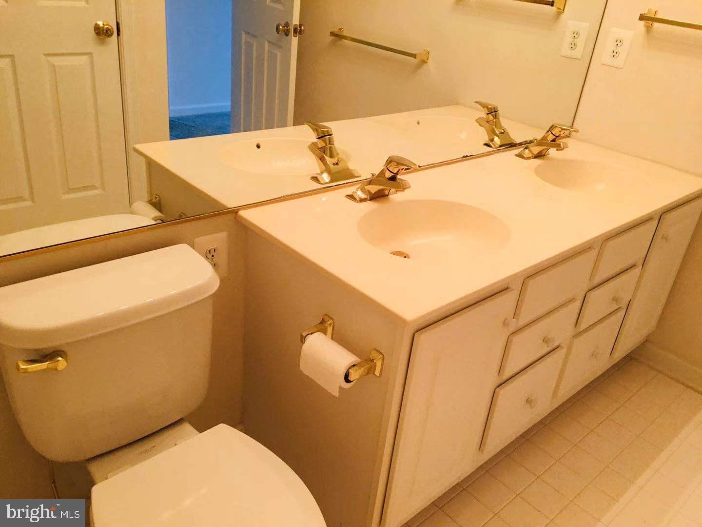 MONROE CHASE - Residential