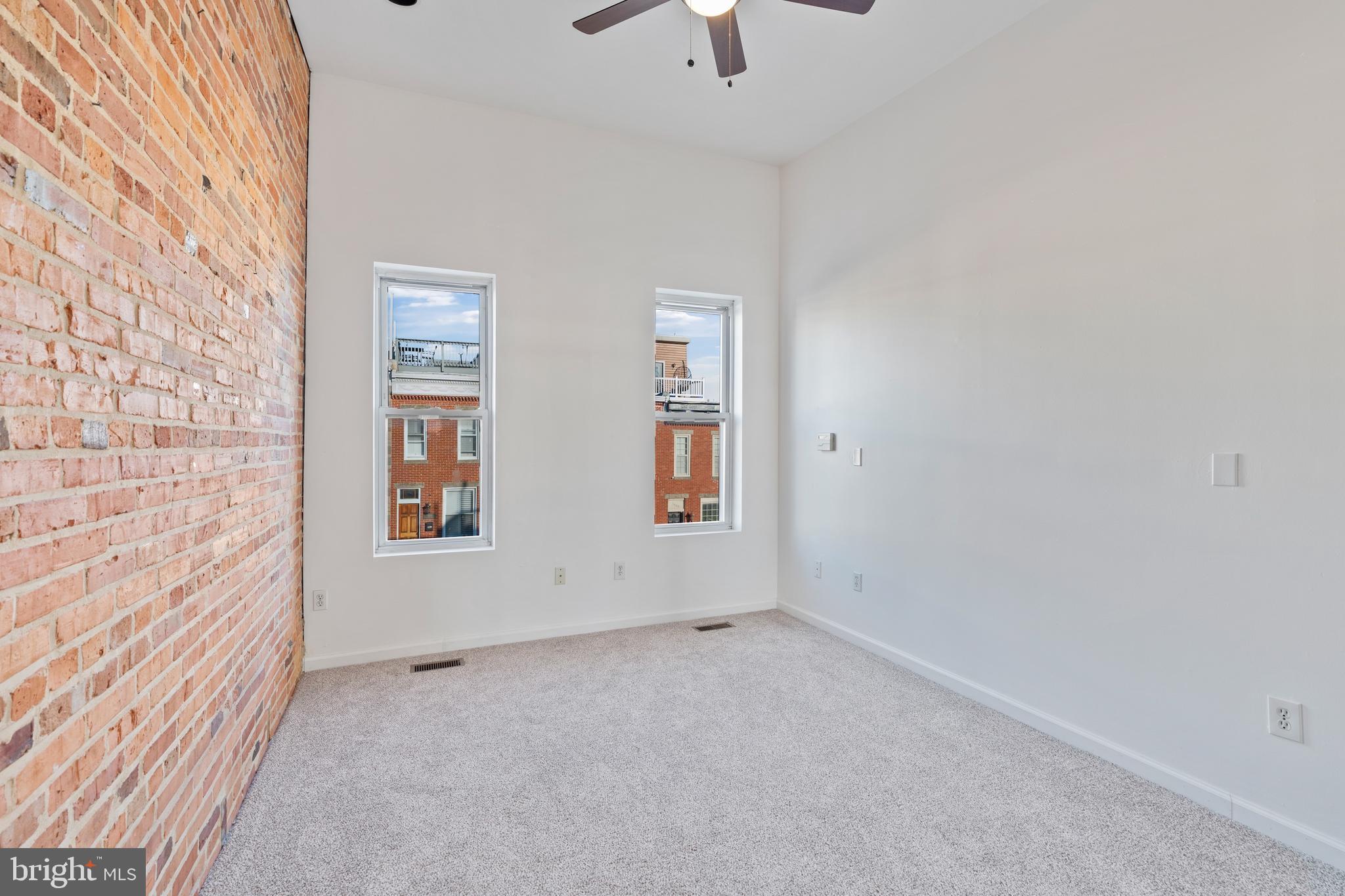 RIVERSIDE - Residential