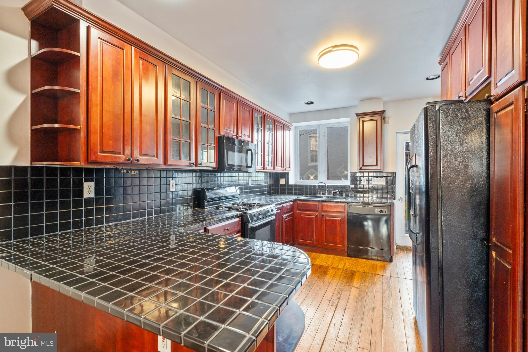 RIVERSIDE - Residential