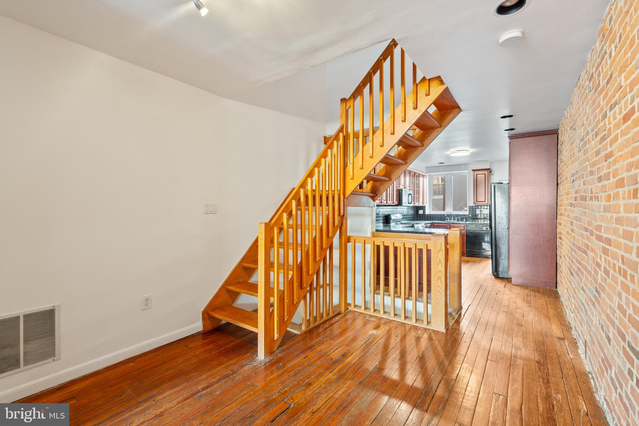 RIVERSIDE - Residential