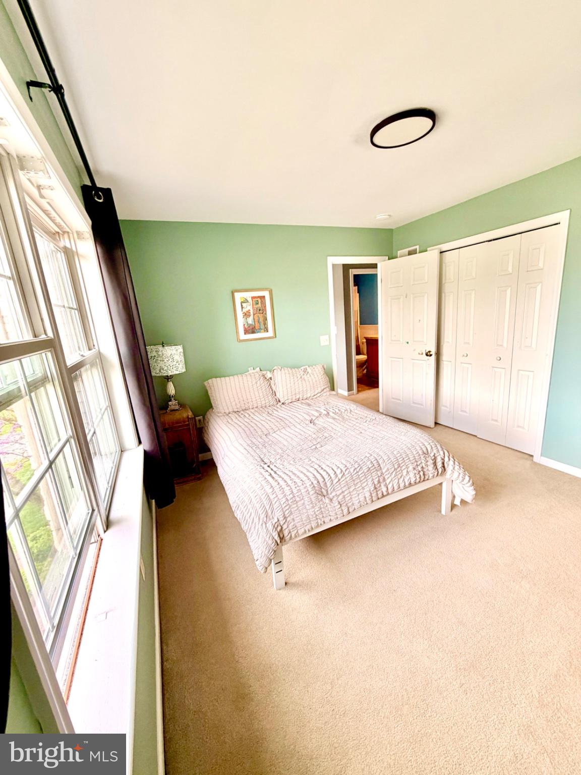 SOUTH LONDONDERRY - Residential