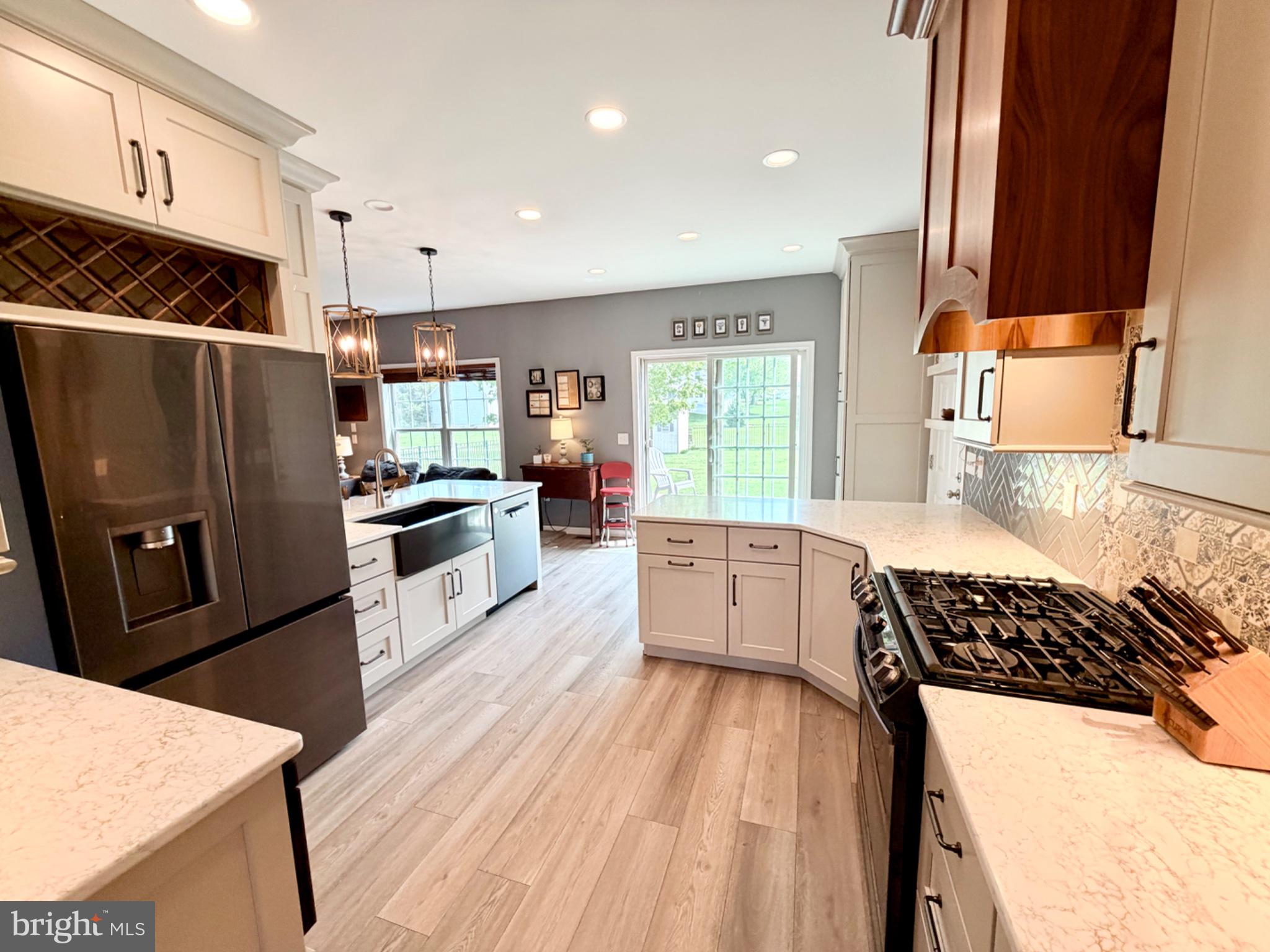 SOUTH LONDONDERRY - Residential