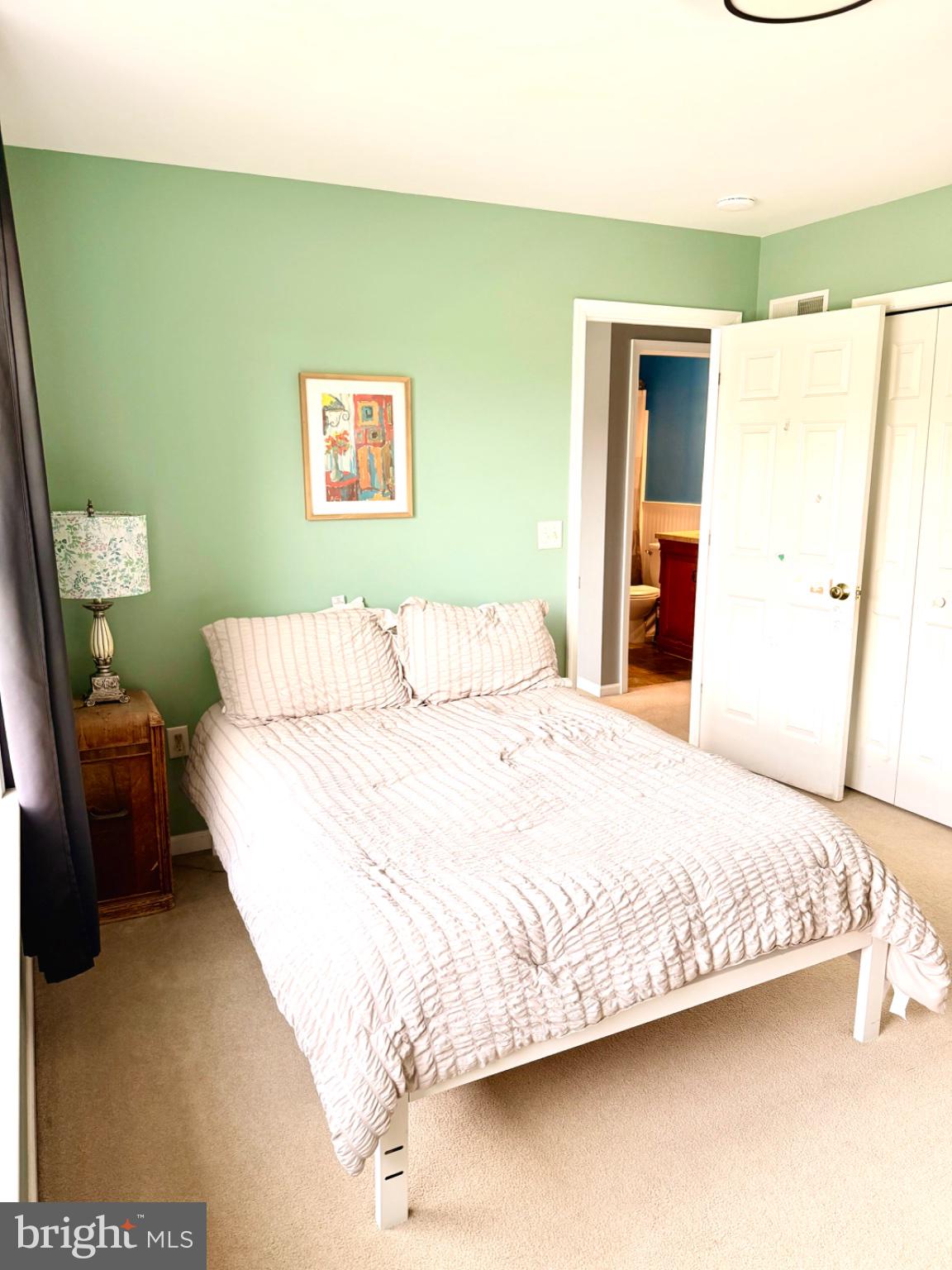 SOUTH LONDONDERRY - Residential