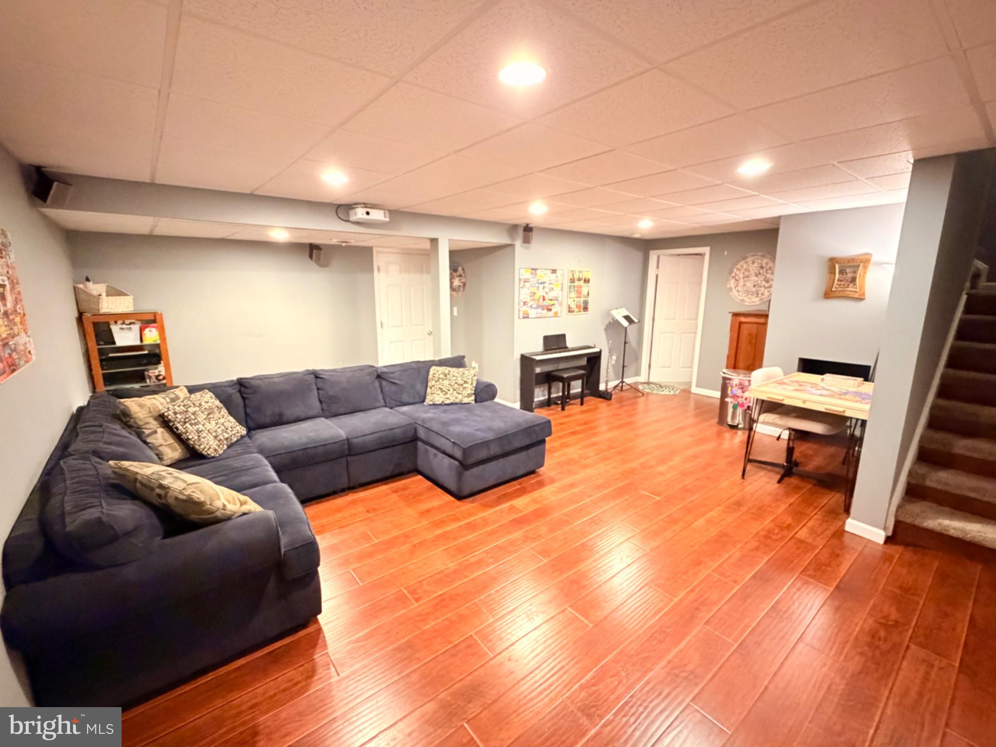 SOUTH LONDONDERRY - Residential