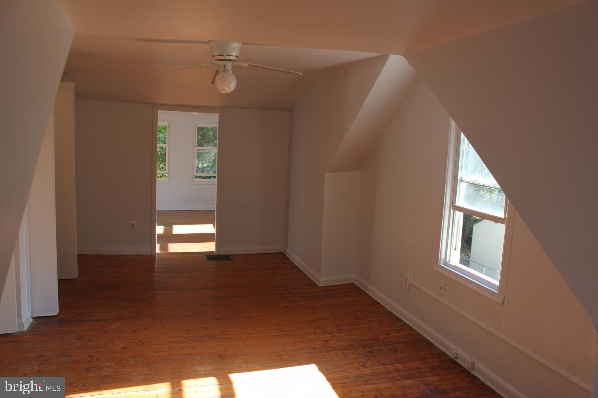 AIRPORT - Residential Lease