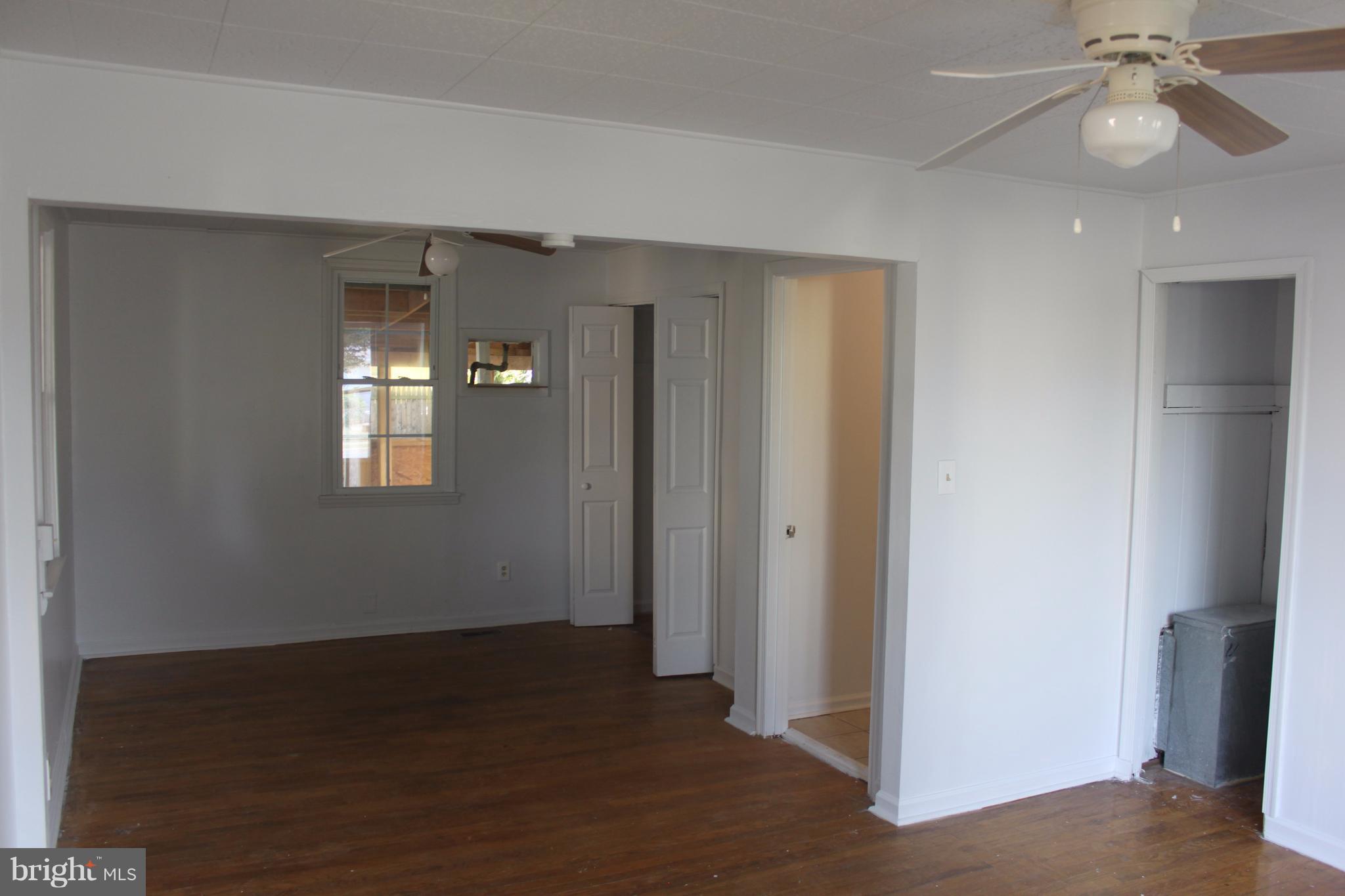 AIRPORT - Residential Lease