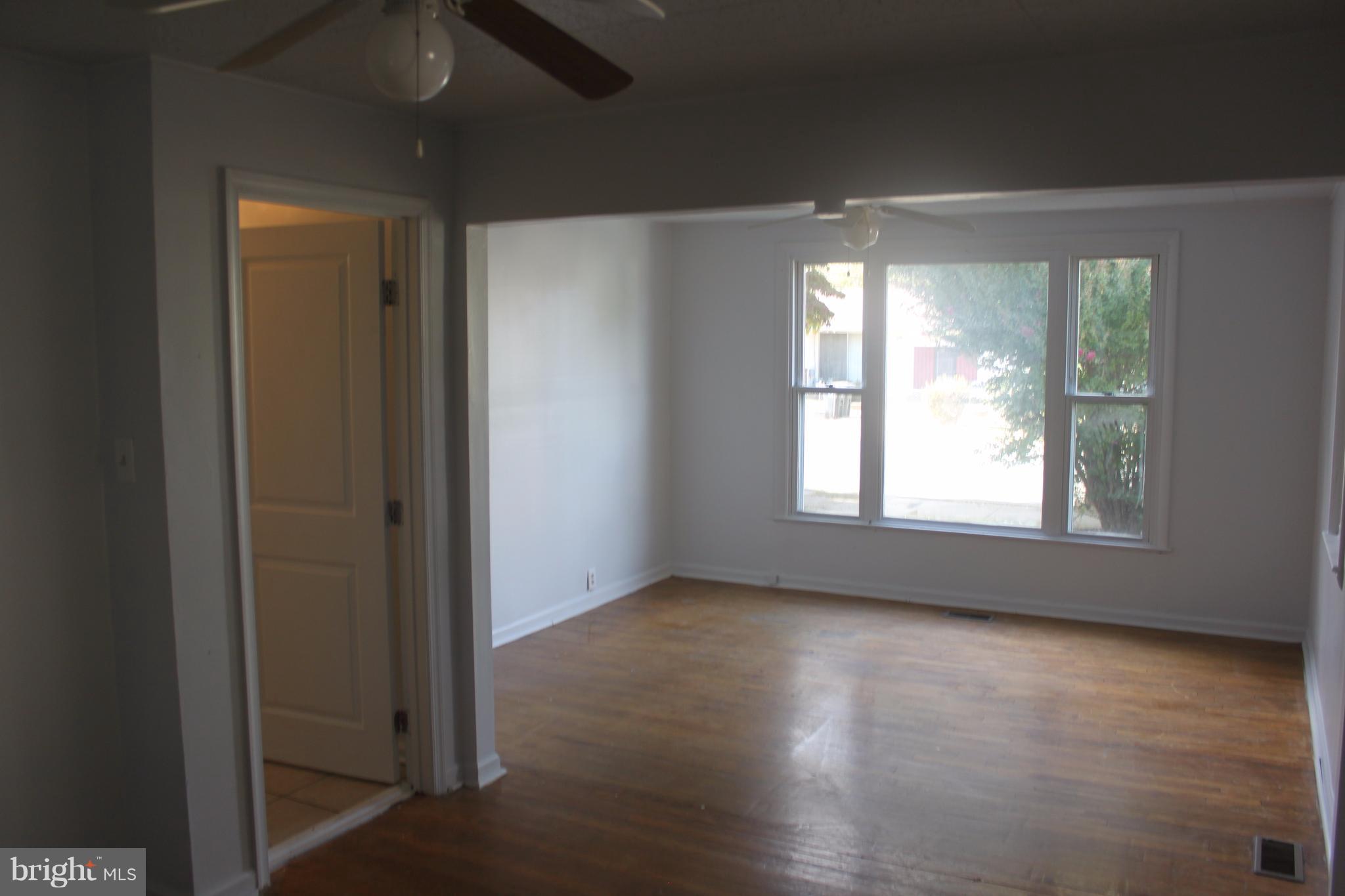 AIRPORT - Residential Lease