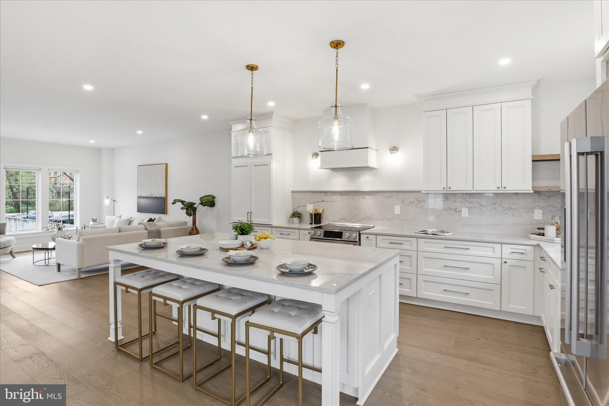 CLAREMONT - Residential