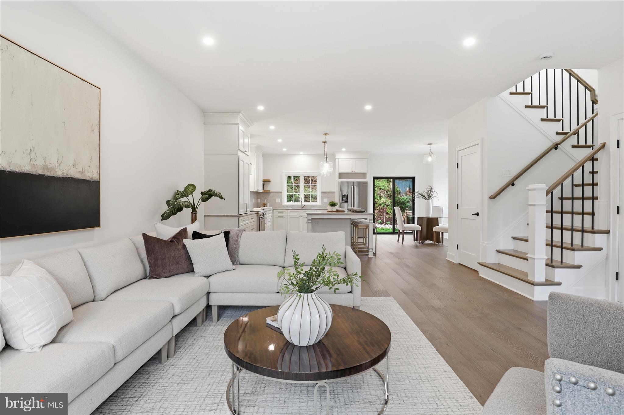 CLAREMONT - Residential