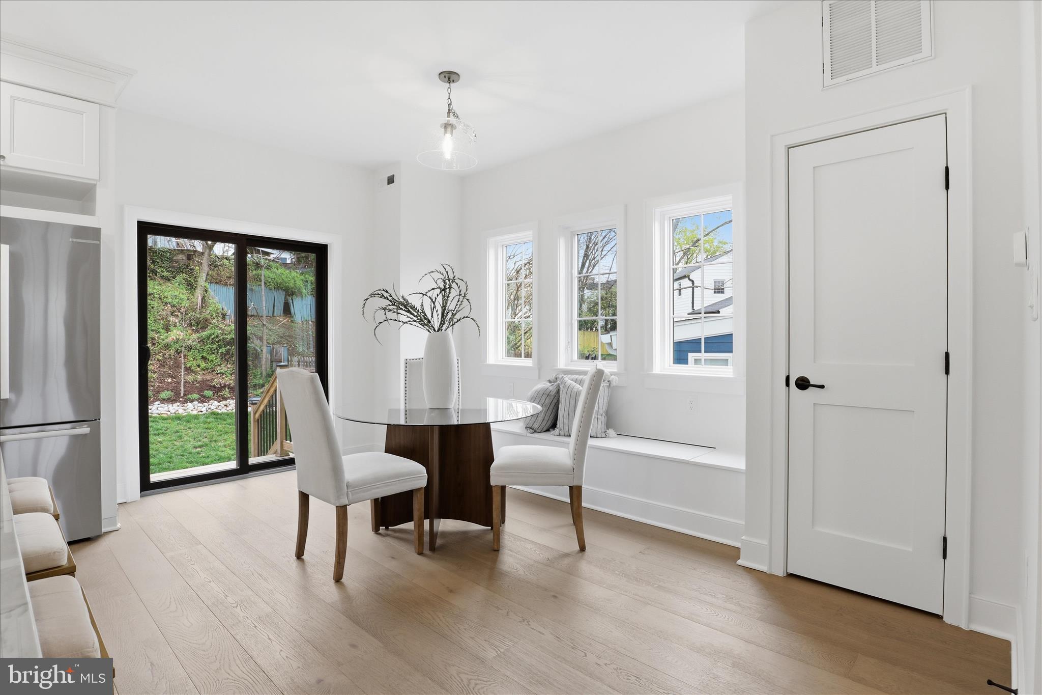 CLAREMONT - Residential