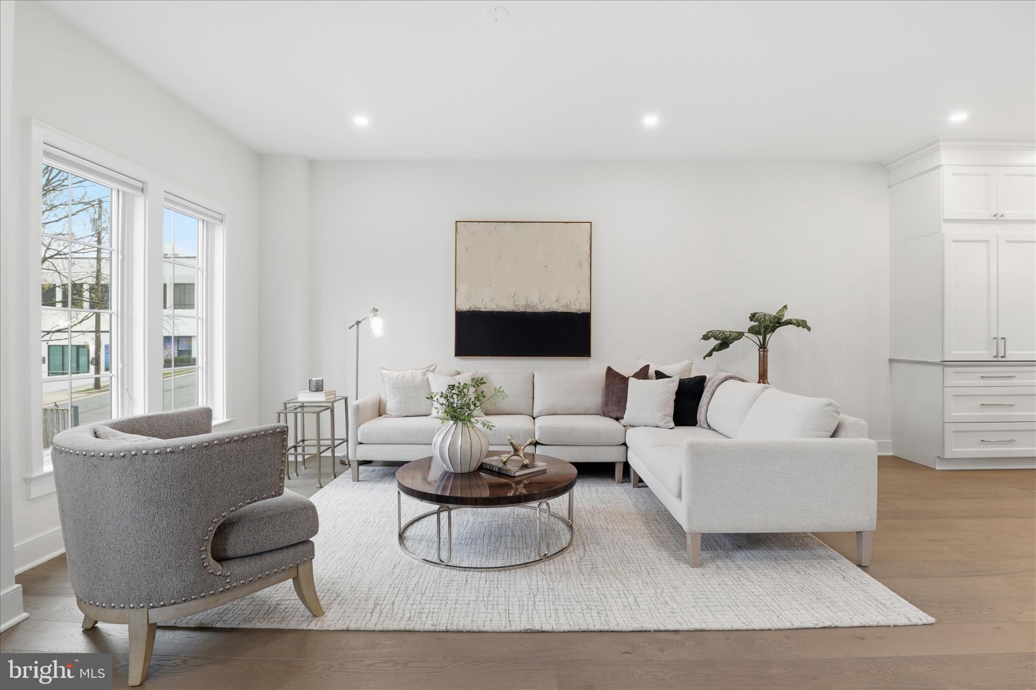 CLAREMONT - Residential