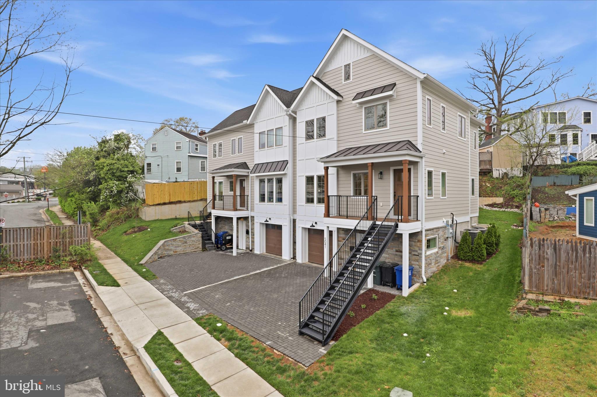 CLAREMONT - Residential