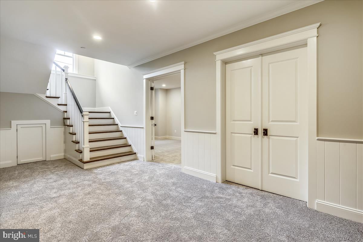 OAKWOOD KNOLLS - Residential
