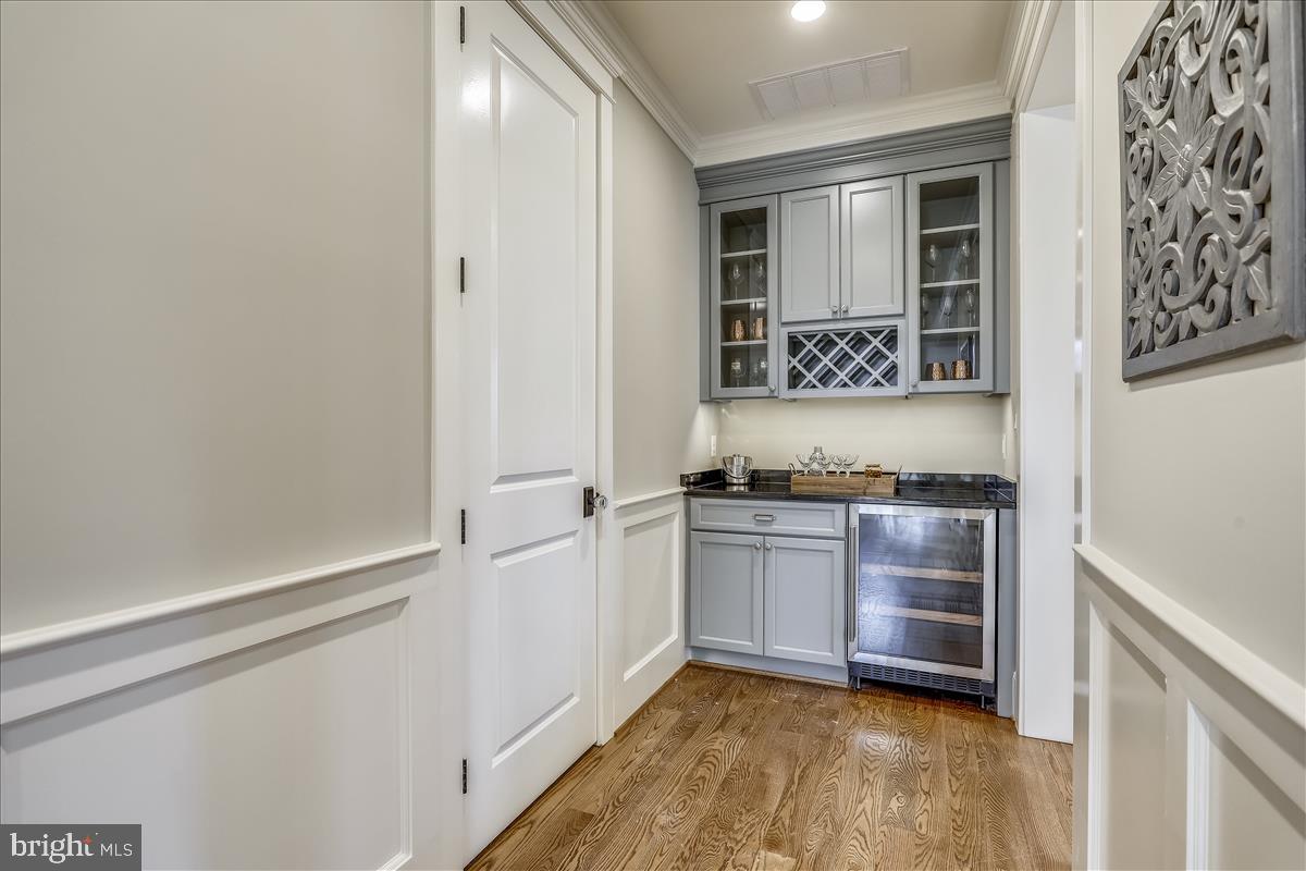 OAKWOOD KNOLLS - Residential