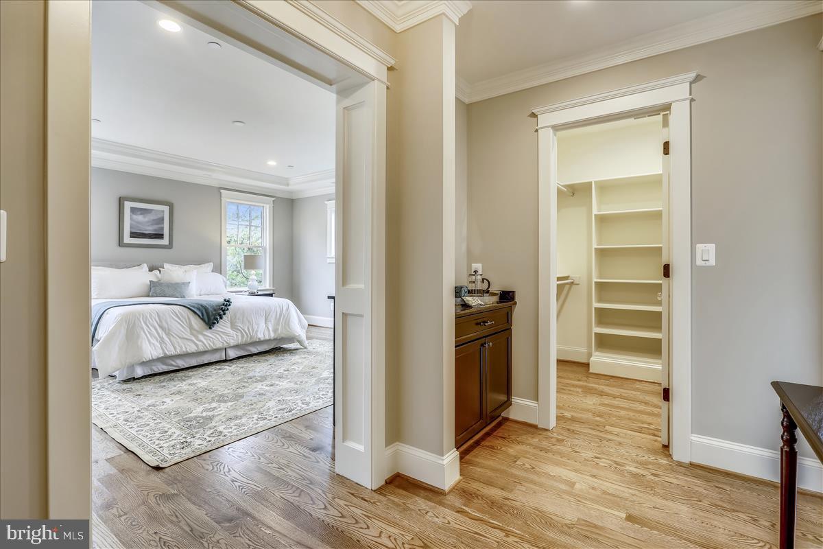 OAKWOOD KNOLLS - Residential