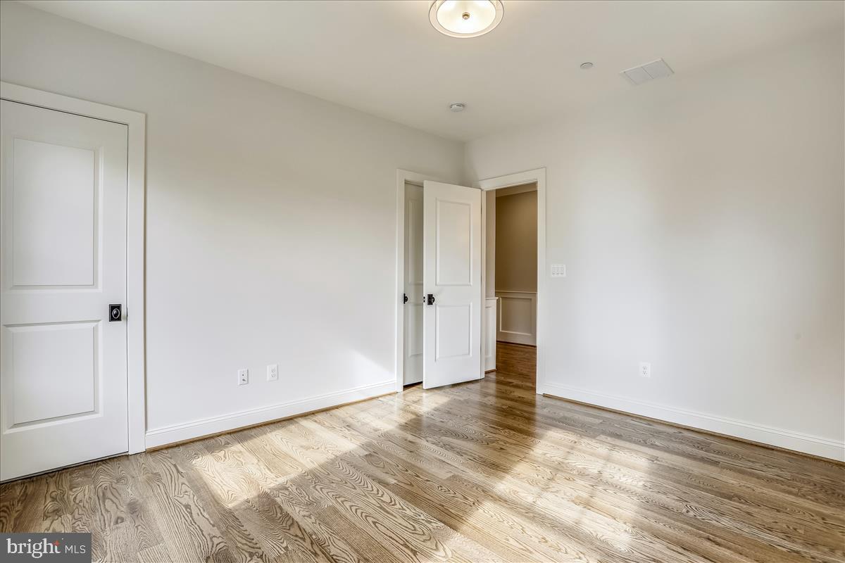 OAKWOOD KNOLLS - Residential