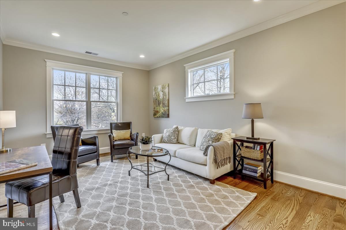 OAKWOOD KNOLLS - Residential