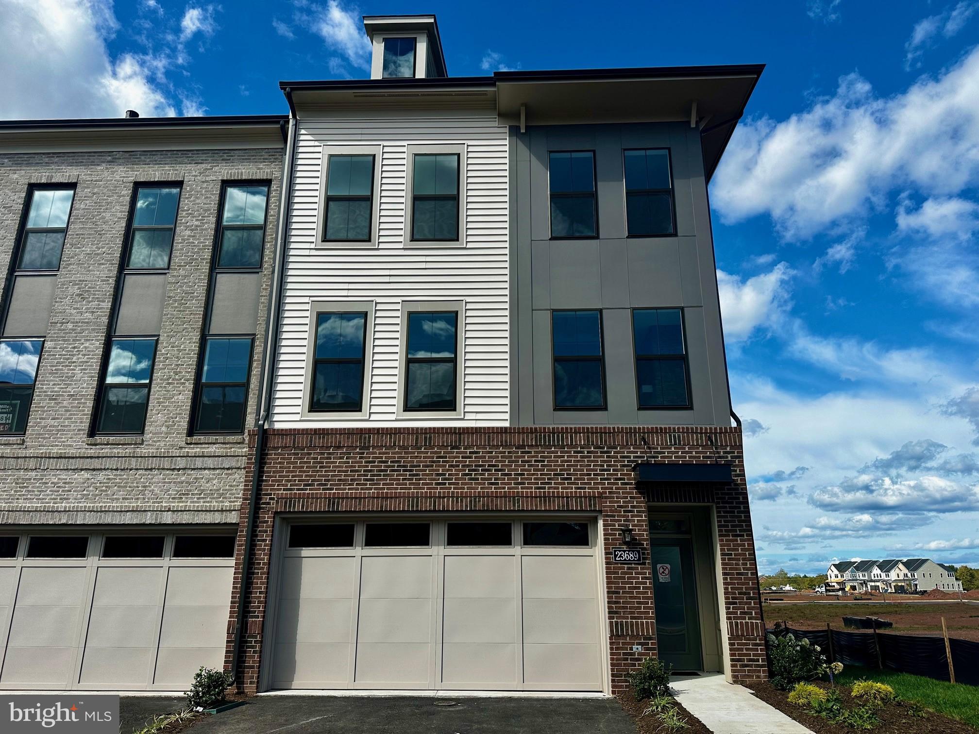 BIRCHWOOD AT BRAMBLETON - Residential