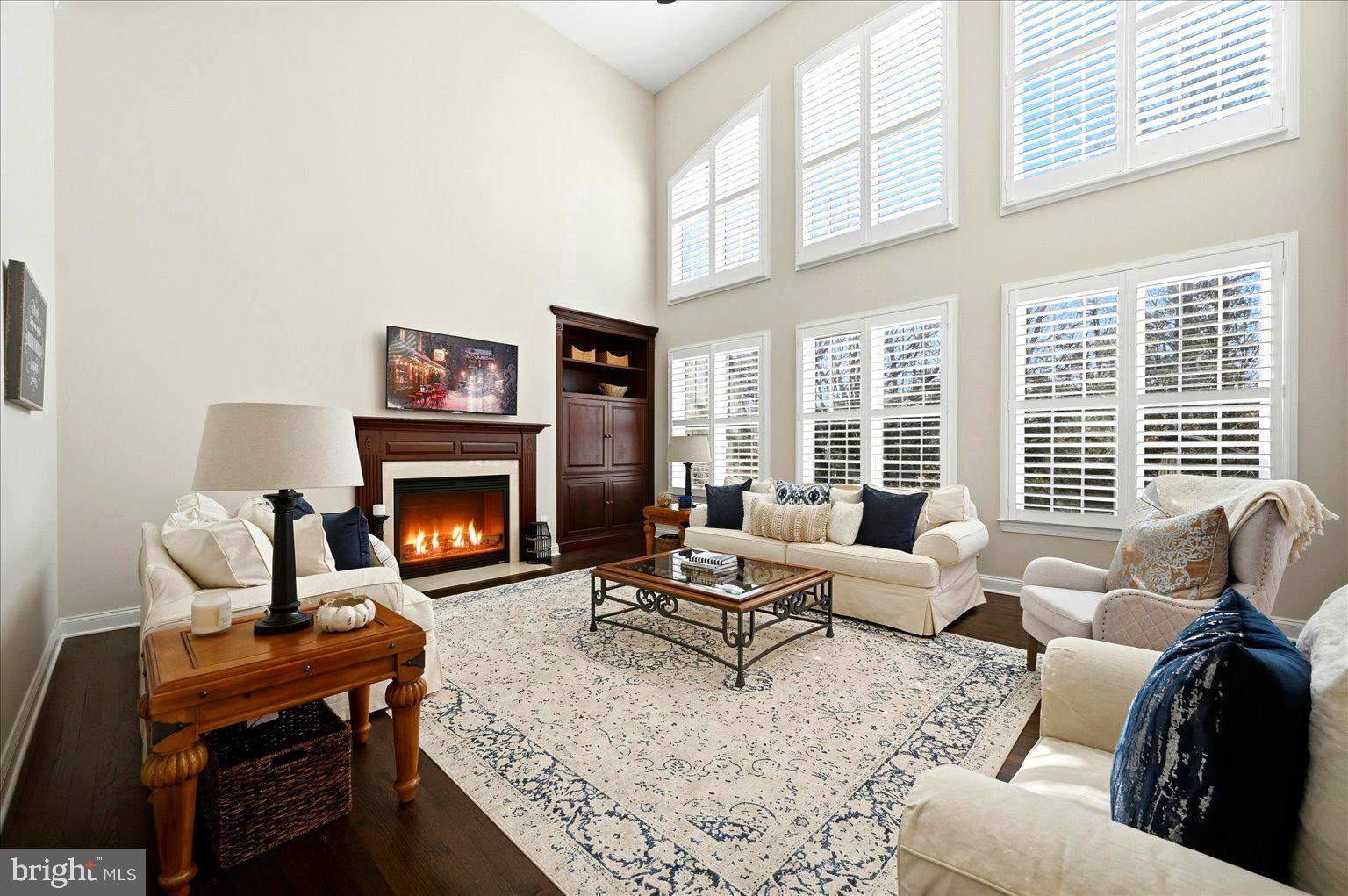 LANSDOWNE ON THE POTOMAC - Residential