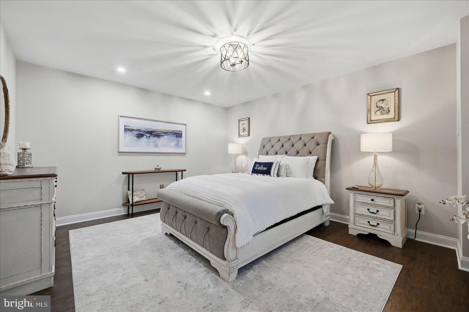 LANSDOWNE ON THE POTOMAC - Residential