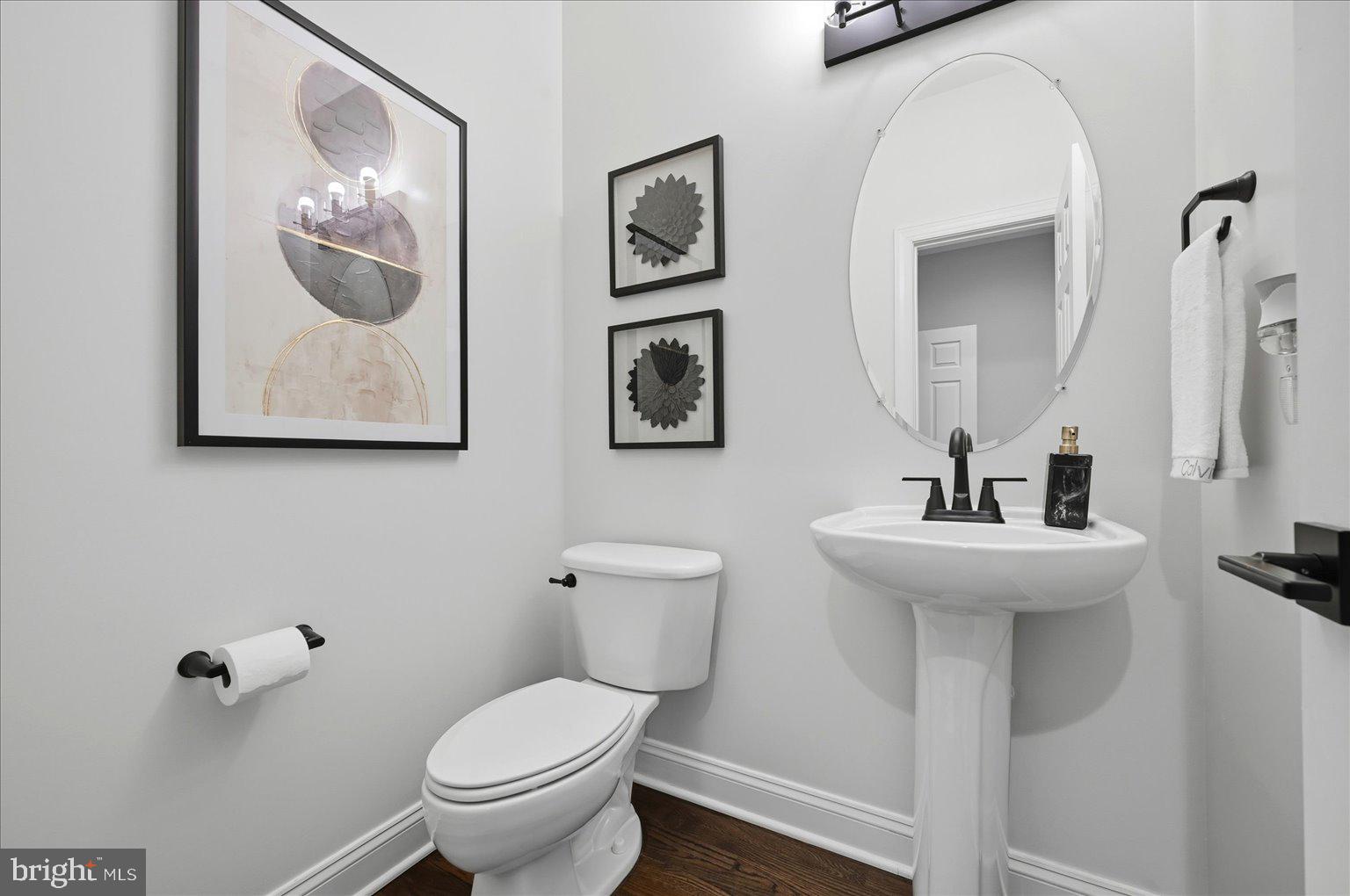 LANSDOWNE ON THE POTOMAC - Residential