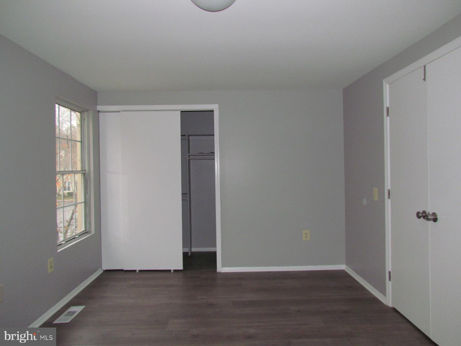 LANCASTER - Residential Lease