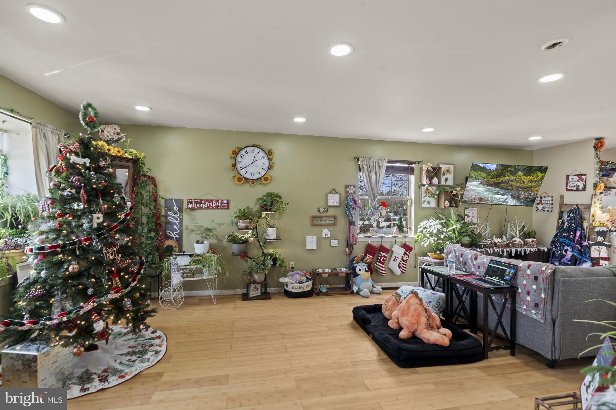 TACONY - Residential