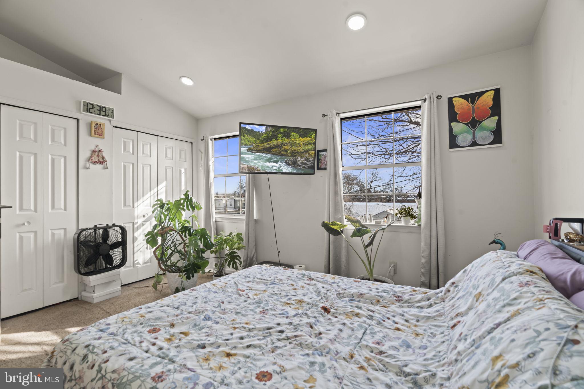 TACONY - Residential