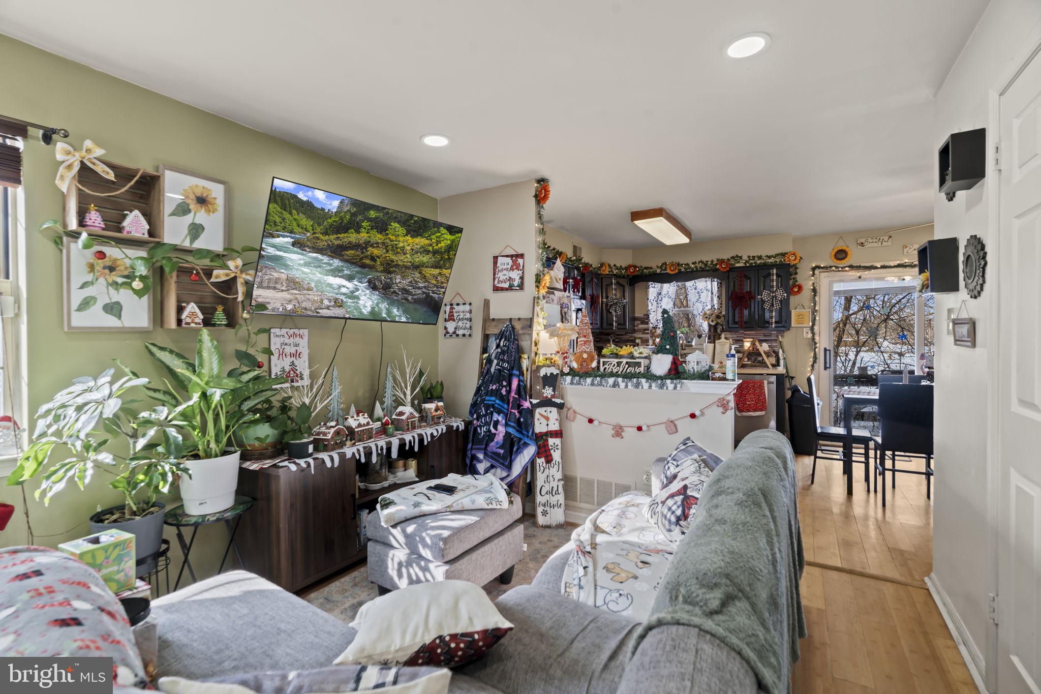 TACONY - Residential