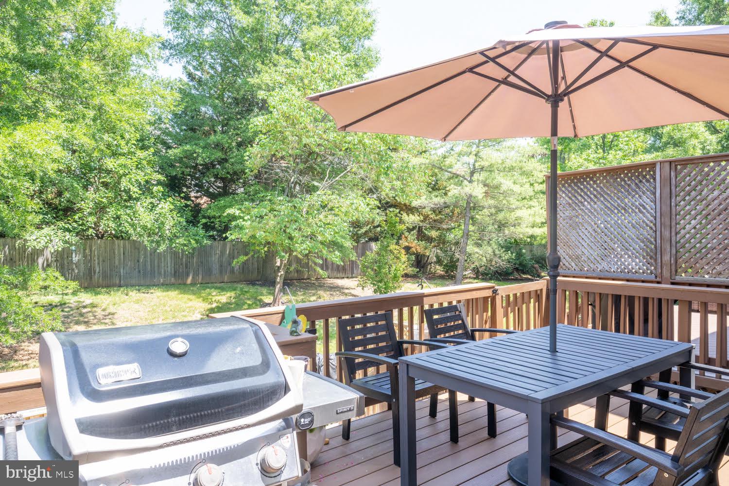 MANCHESTER LAKES - Residential Lease