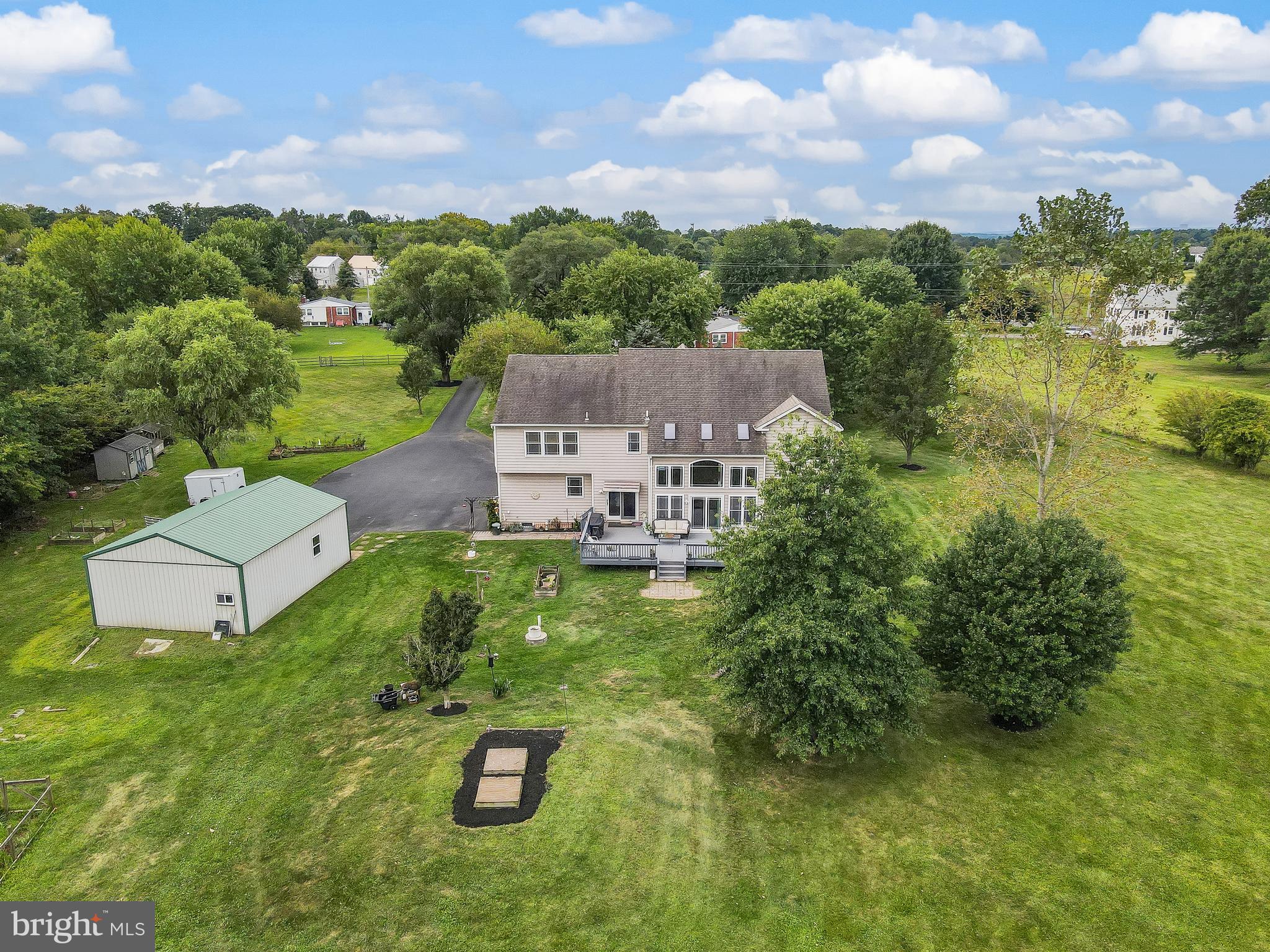 HARLEYSVILLE - Residential